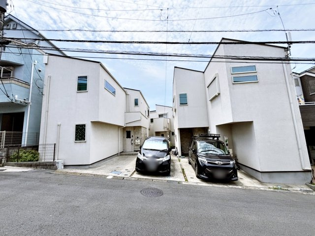 ～開放的なリビングのある家～の画像