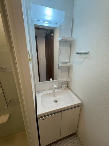 ファーストフィオーレ神戸ピアチェーレの洗面所|忙しい朝には欠かせない洗面所です