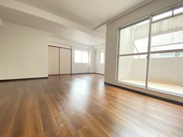 サンロード汐ノ宮の内装