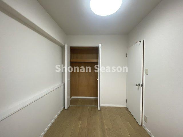 【洋室】 | 都市ガスのため、プロパンガスと比較して、光熱費が抑えられます◎