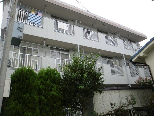 アイリスコートの外観