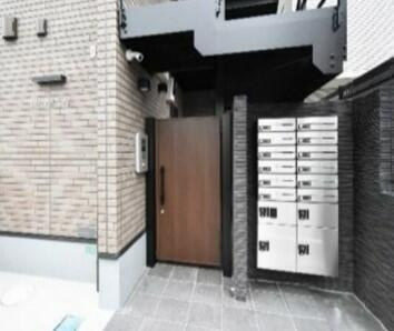 練馬区中村南３丁目のアパートのエントランス