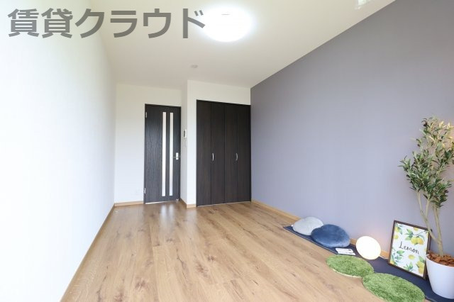 Rapa Maple（ラパメイプル）の居間・リビング|ホームページにもっと写真あります！『賃貸クラウド』で検索！！