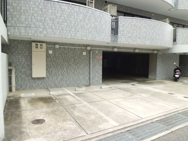 リッジヴィラ六甲の駐車場