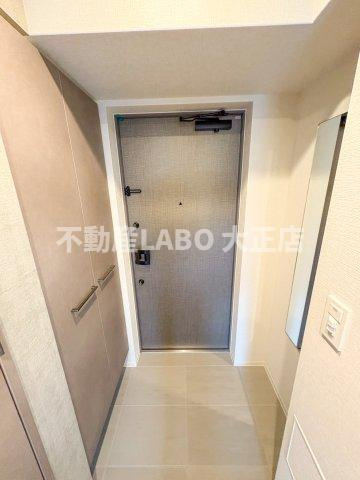 ファーストフィオーレグランフォートの玄関