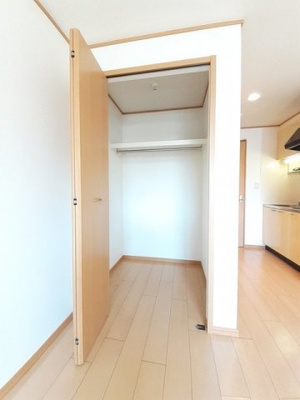【収納】 | レジデンスひらお1ROO | 十分な収納スペースがあります