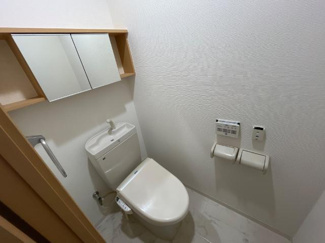 【トイレ】 | レーベンヒル　２Ｆ１ＬＤＫＰ | シャワー付きトイレ