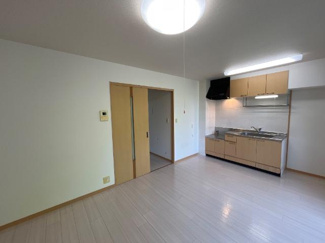 【居間・リビング】 | レーベンヒル　２Ｆ１ＬＤＫＰ | ダイニング