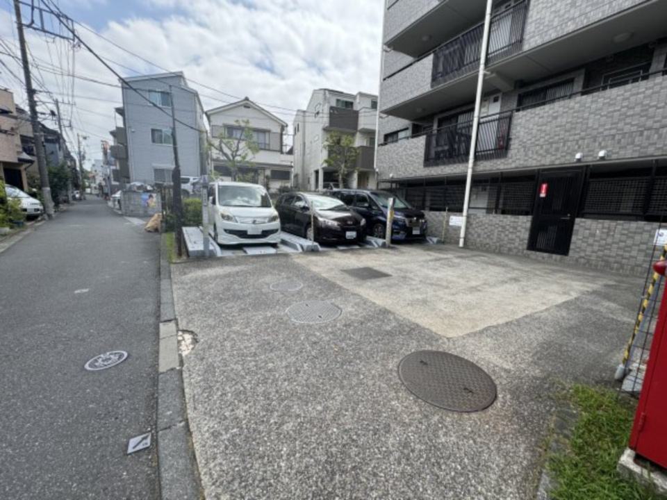 キャニオングランデ大島の駐車場