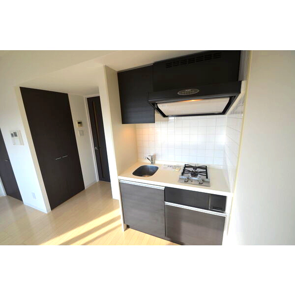 リベール名駅南　名古屋市賃貸　仲介手数料無料のキッチン|リビング/居室