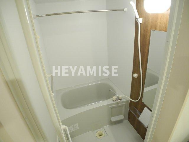 エステートサトウ17の浴室