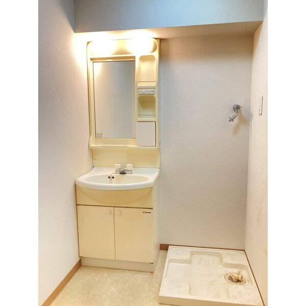 ベレーサ山王　名古屋市賃貸　仲介手数料無料の洗面所