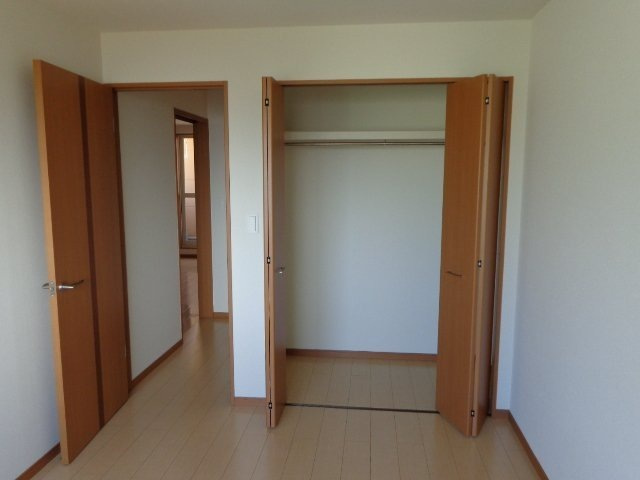 パームヒルズ カネヨシ Ａ棟の収納