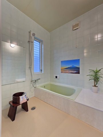 阪南市山中渓　中古戸建の浴室|清潔感で快適。癒しの空間。修繕多数実施