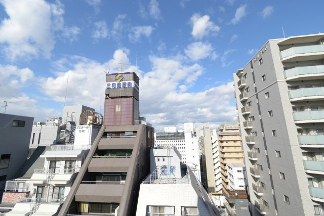 レオンコンフォート谷町九丁目の展望
