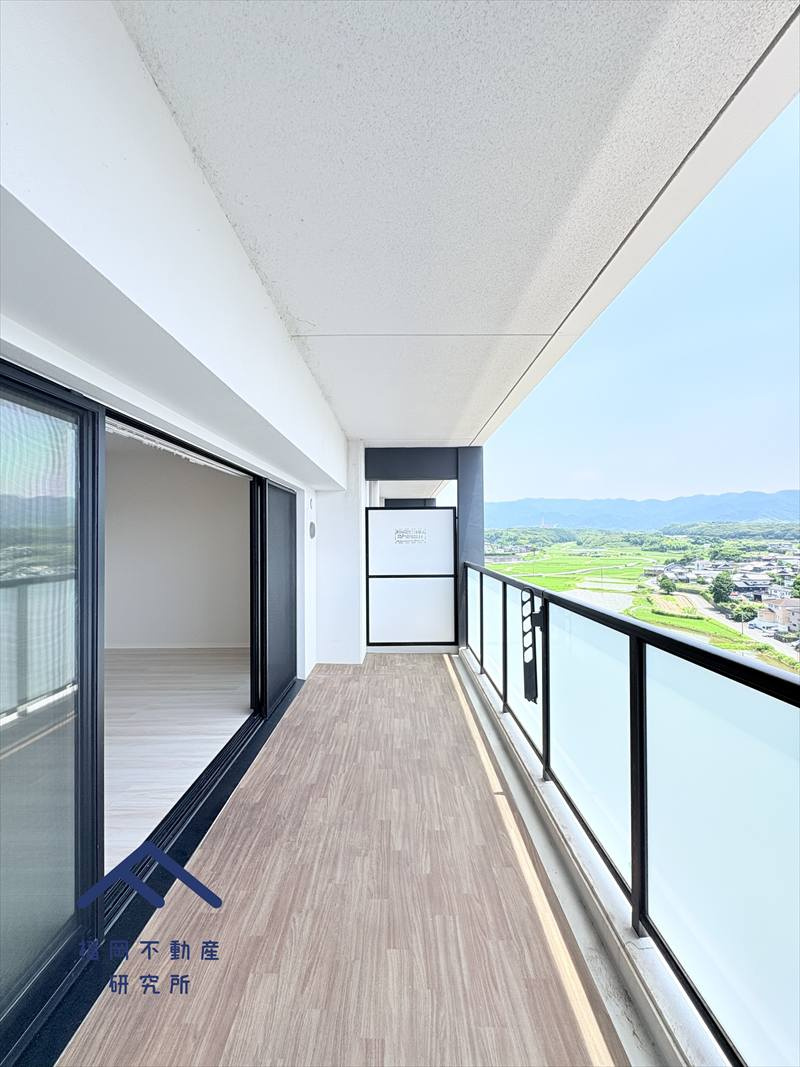 ネオス千鳥ザ・プレイスのバルコニー