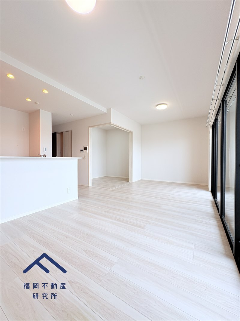 ネオス千鳥ザ・プレイスの居間・リビング