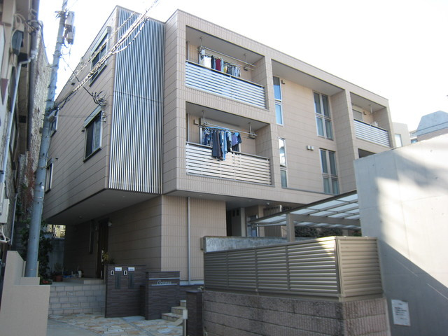 オリエンスの外観