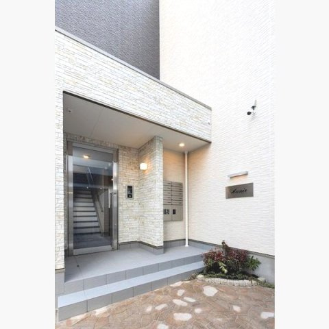 Avenir(アヴニール)のエントランス