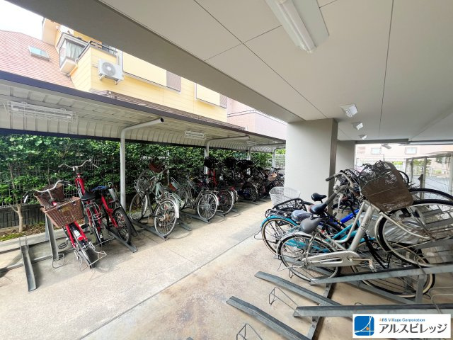 アステールふじみ野アバンシーの駐輪場