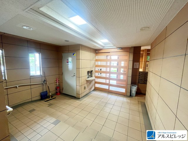 アステールふじみ野アバンシーのエントランス