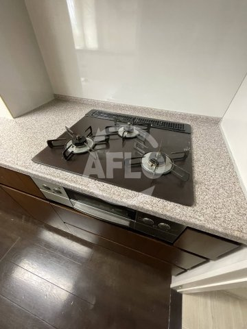 キングスクエアランドレックスC棟　市岡小学校のキッチン|キングスクエアランドレックスC棟　キッチン