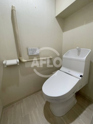 キングスクエアランドレックスC棟　市岡小学校のトイレ|キングスクエアランドレックスC棟　トイレ