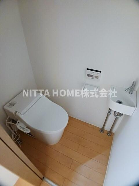 ナリッシュのトイレ|トイレはウォシュレットが付いています★