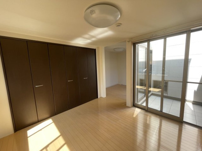 【洋室】 | リュセル高校通り | 1F