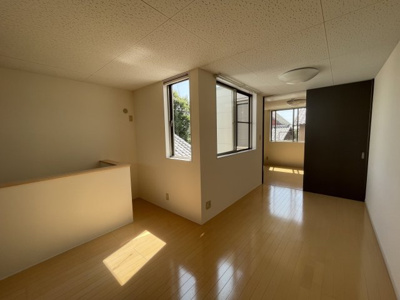 【居間・リビング】 | リュセル高校通り