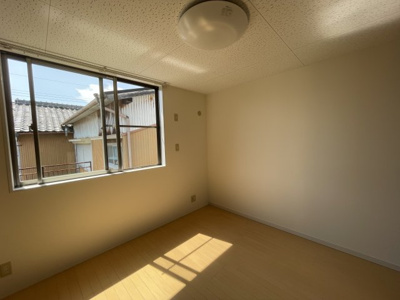 【洋室】 | リュセル高校通り | 2F