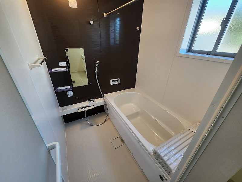 小牧市大字下末　新築戸建　3号棟の浴室|ゆったり過ごせるお風呂です