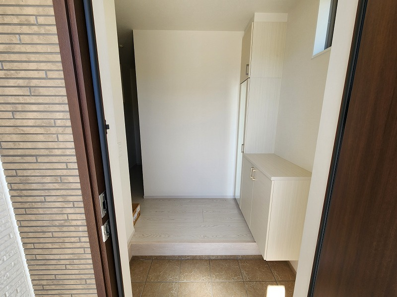 小牧市大字下末　新築戸建　3号棟の玄関|毎日通る玄関はこちらです