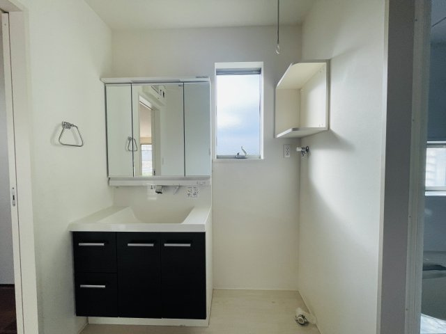 【独立洗面台】 | 熊谷市拾六間　中古戸建