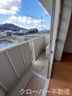 【バルコニー】 | クリアネス・リリーＢ