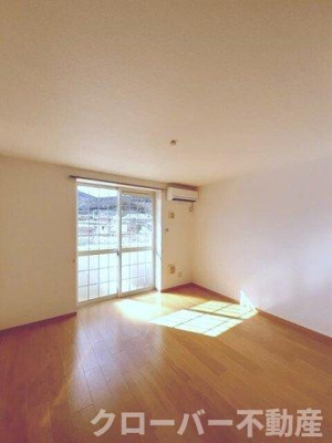 【居間・リビング】 | クリアネス・リリーＢ