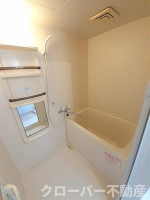 【浴室】 | クリアネス・リリーＢ