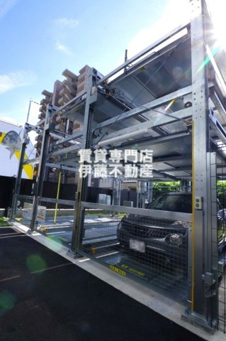 S-RESIDENCE上飯田Westの駐車場