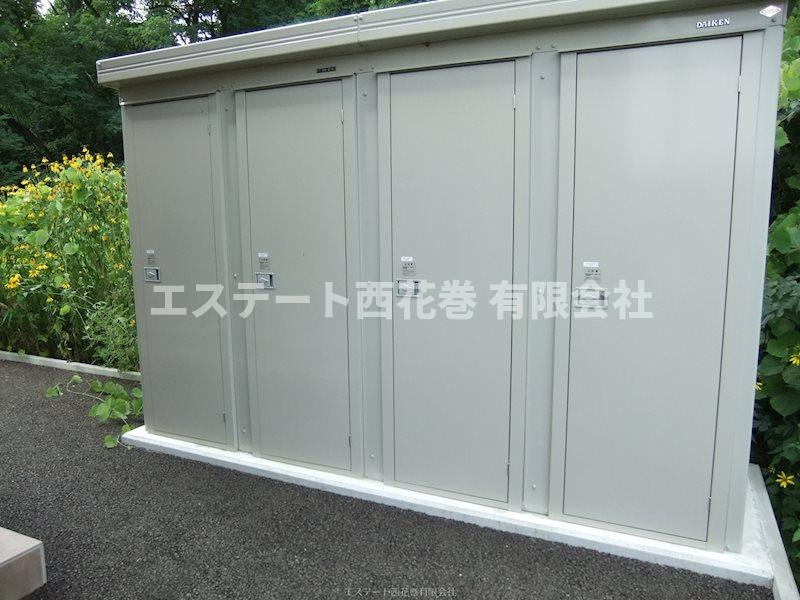 モンステラ|外物置