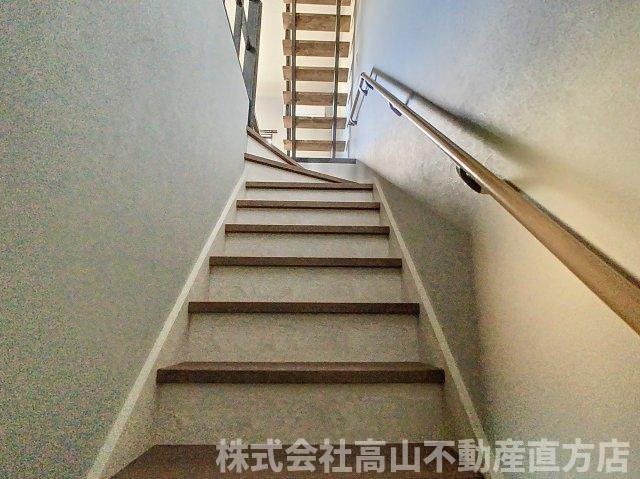 ダイワーズ感田ベースⅠの玄関