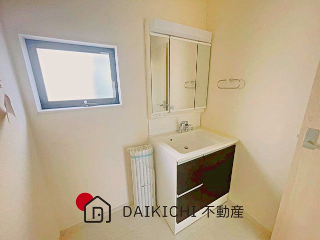 【独立洗面台】 | 鴻巣市小松1丁目　中古戸建