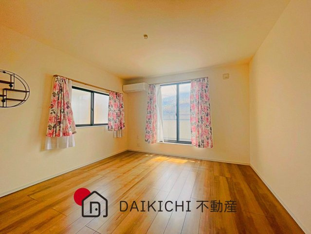 【洋室】 | 鴻巣市小松1丁目　中古戸建