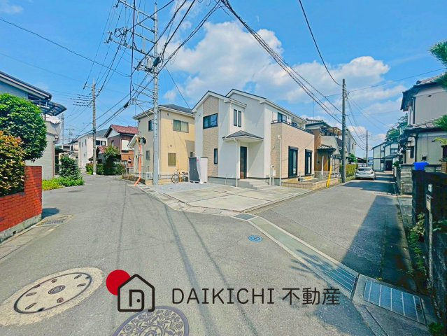【前面道路含む現地写真】 | 鴻巣市小松1丁目　中古戸建