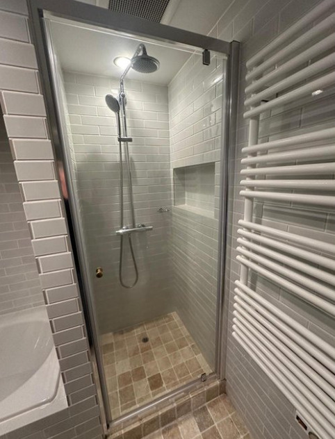 芦屋グランドハイツの浴室|シャワールームあり