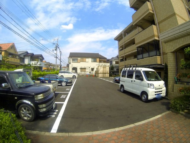 【駐車場】 | インペリアル樋ノ口