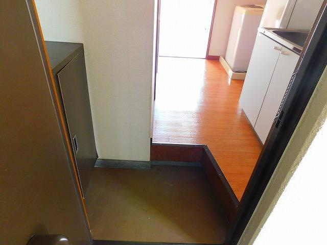 【玄関】 | リベストハイツ