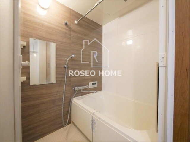 和宏一輝の浴室|同マンション別部屋：参考写真