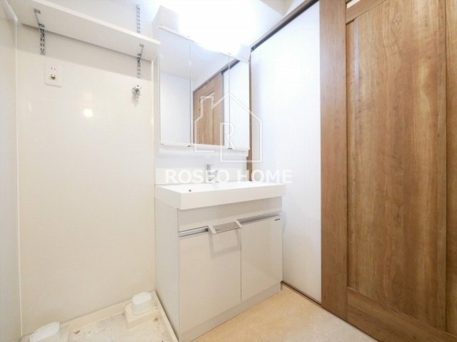 和宏一輝の洗面所|同マンション別部屋：参考写真