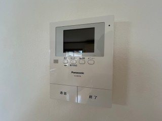 【セキュリティ】 | 亀幸園ハイツ | モニター付きインターフォンでセキュリティも安心！