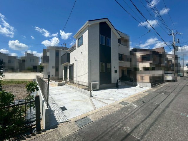 【価格改定】長岡京市滝ノ町2丁目　の前面道路含む現地写真|駐車場1台可能です！